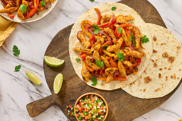 Pollo MAGGI Air Fryer mix para Fajitas con Pico de Gallo