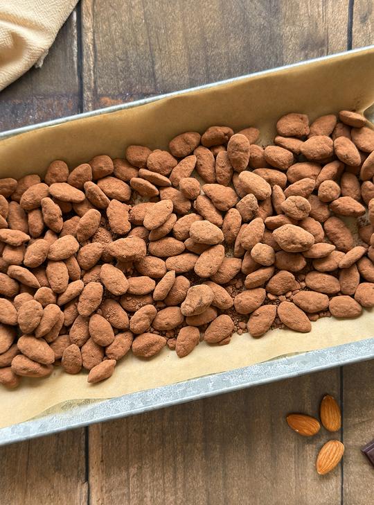Almendras con chocolate negro