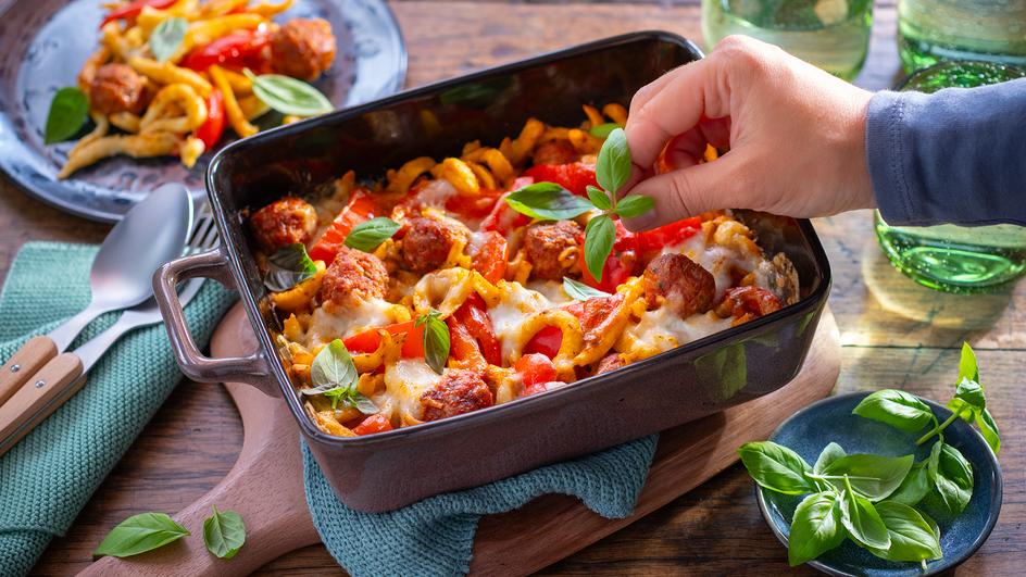 Spätzle al forno mit Salsiccia