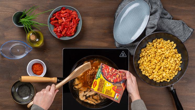 Ungarische Hähnchenpfanne mit Knöpfle