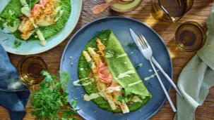 Crunchy Spargel mit Kräuterpfannkuchen