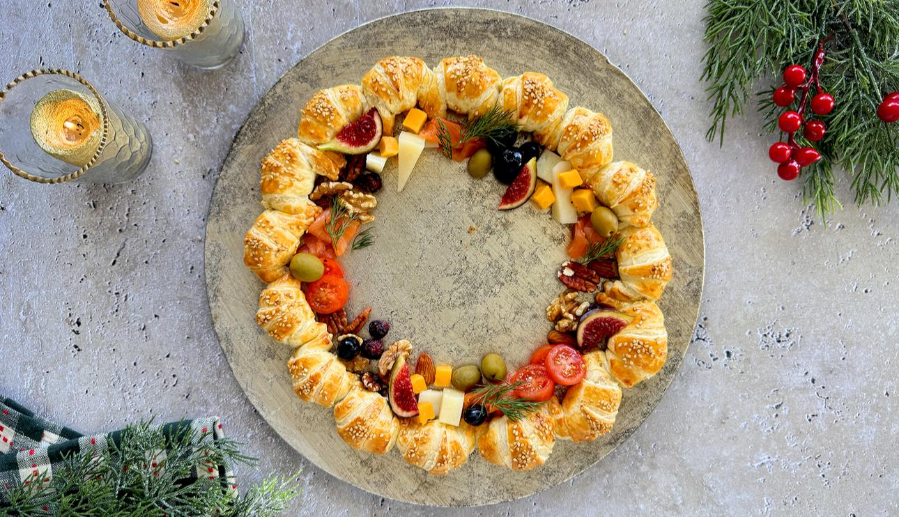 Corona de croissants para Navidad