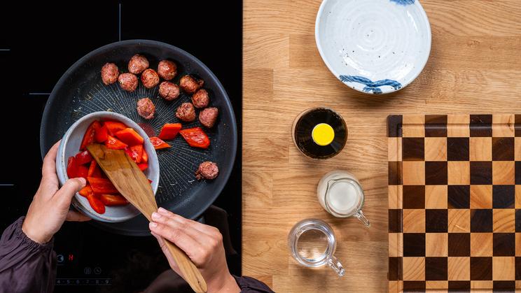Spätzle al forno mit Salsiccia