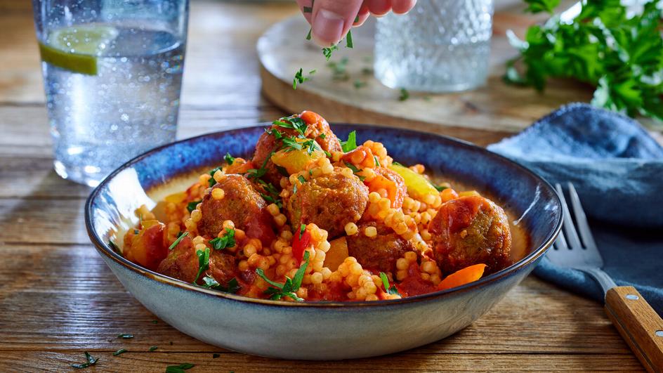 Perl-Couscous mit Falafel