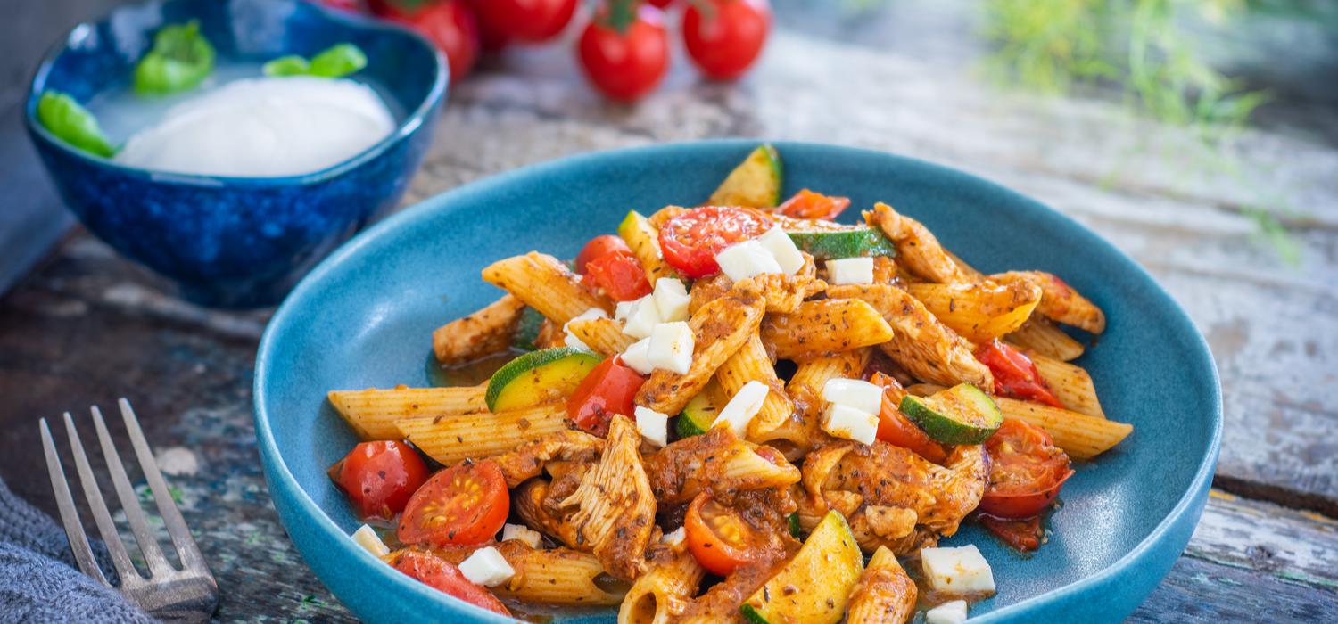 Penne Mediterran mit Mozzarella | maggi.de