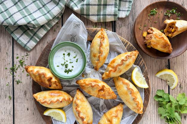 Empanadas argentinas de pulled pork y maíz