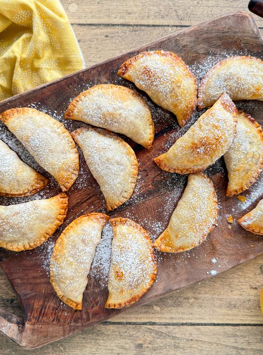 Empanadillas de manzana con canela
