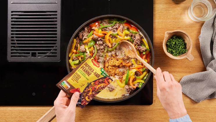 Paprika-Hack-Pfanne mit Reis