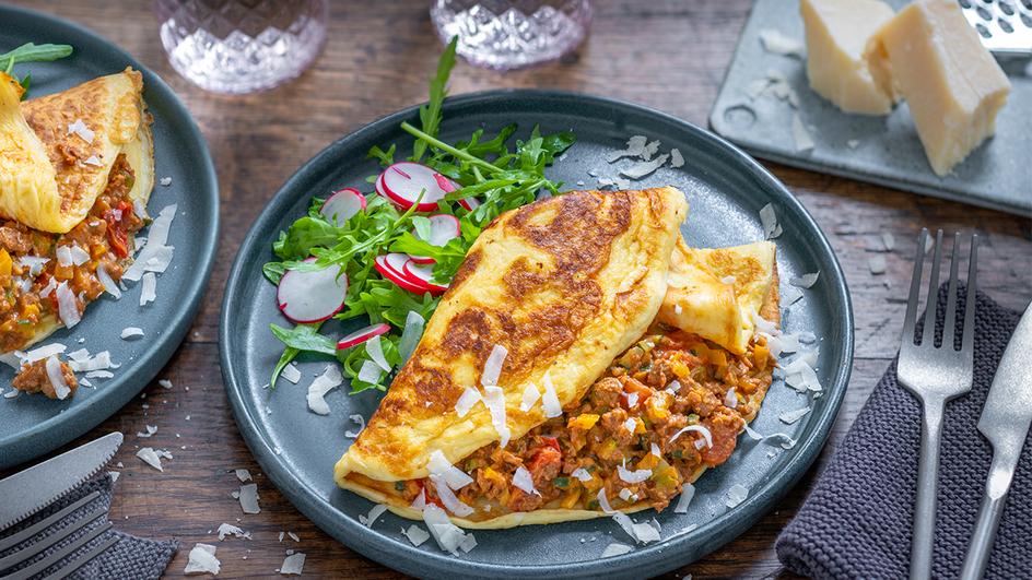 Gefüllte Pfannkuchen mit Veggie Hack und Gemüse