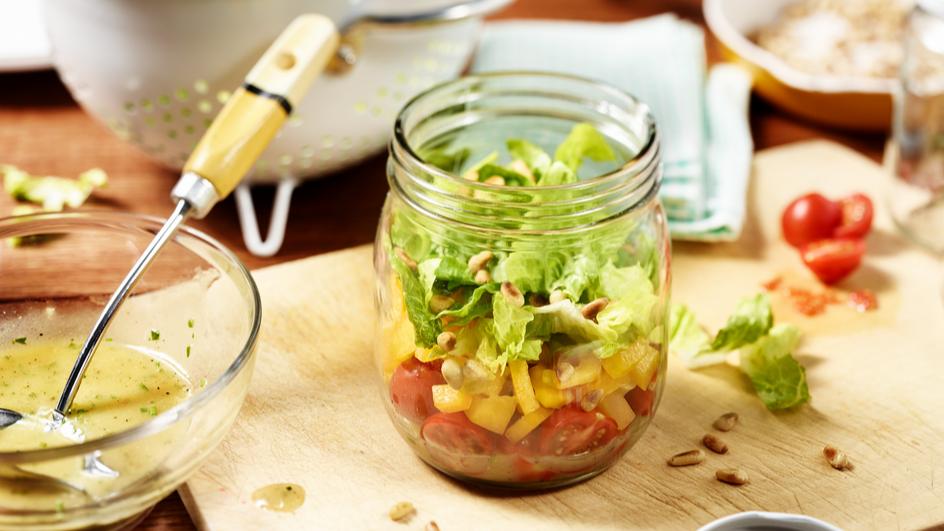 Bunter Picknicksalat Rezept | maggi.de