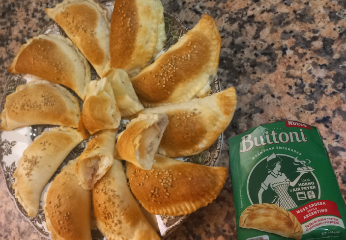 Empanadas de queso y mermelada de frutos rojos de Geovanna Orellana de El Campello  (Alicante)