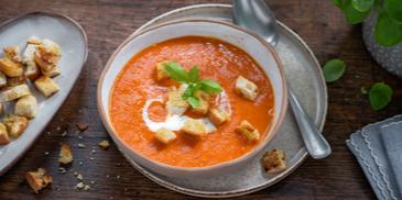 Tomatensuppe mit Croûtons