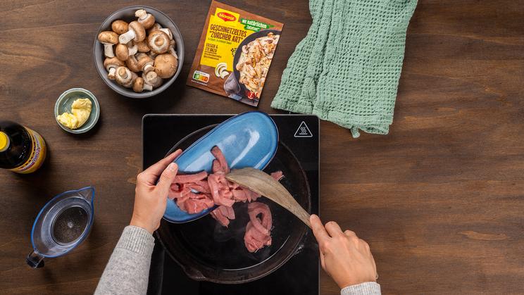 Geschnetzeltes mit Champignons Züricher Art