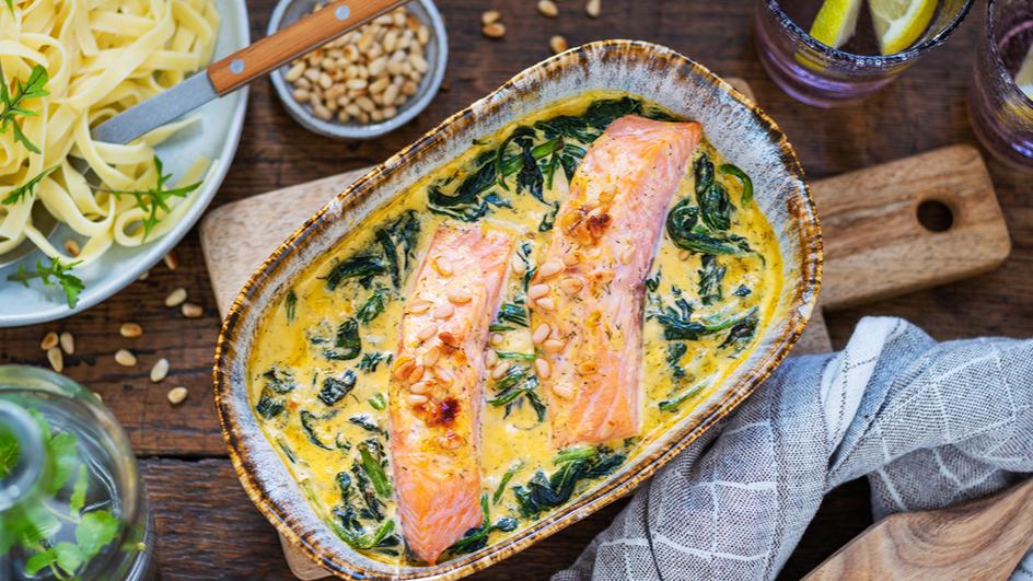 Lachs-Auflauf mit Spinat