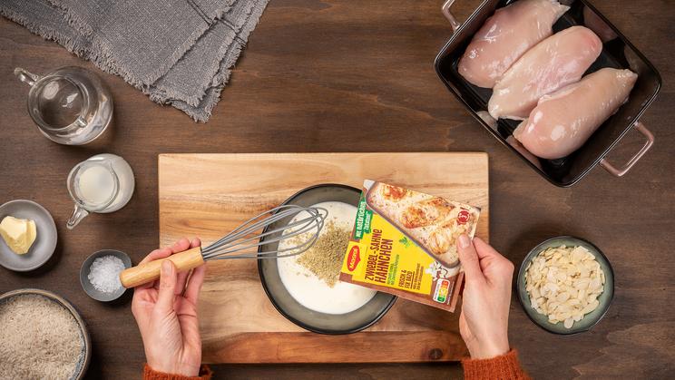 Zwiebel-Sahne-Hähnchen mit Mandelreis