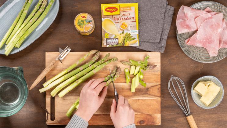 Penne mit Spargel-Schinken-Sauce