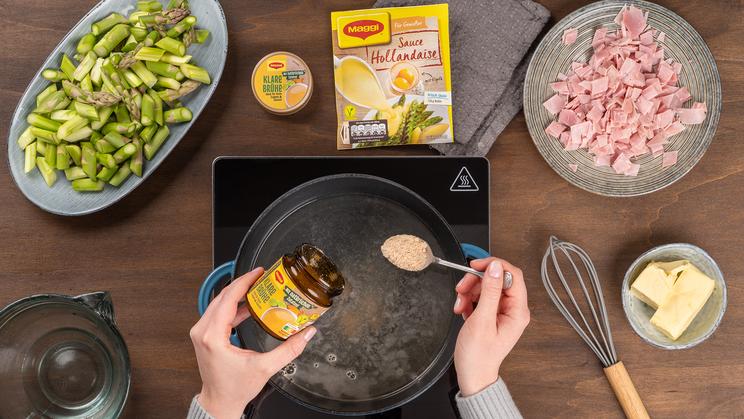 Penne mit Spargel-Schinken-Sauce