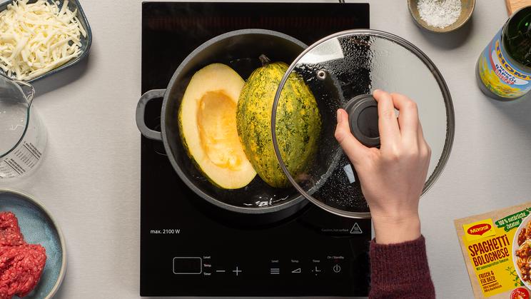 Low Carb Spaghetti-Kürbis Gratin