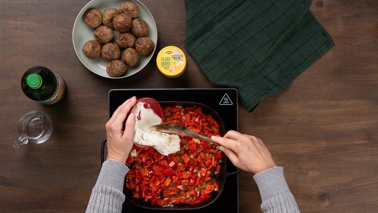 Hackbällchen mit Paprikasauce "Provence"