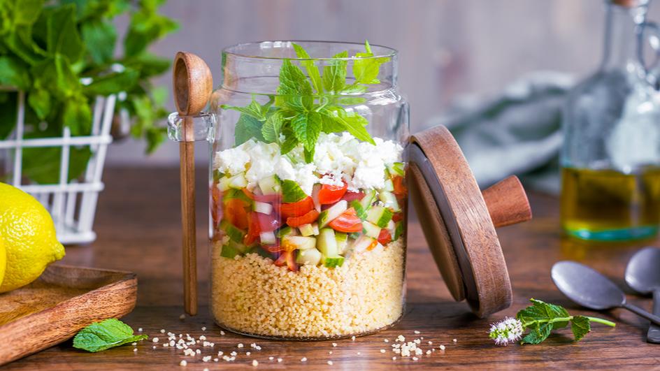 Couscous-Salat im Glas