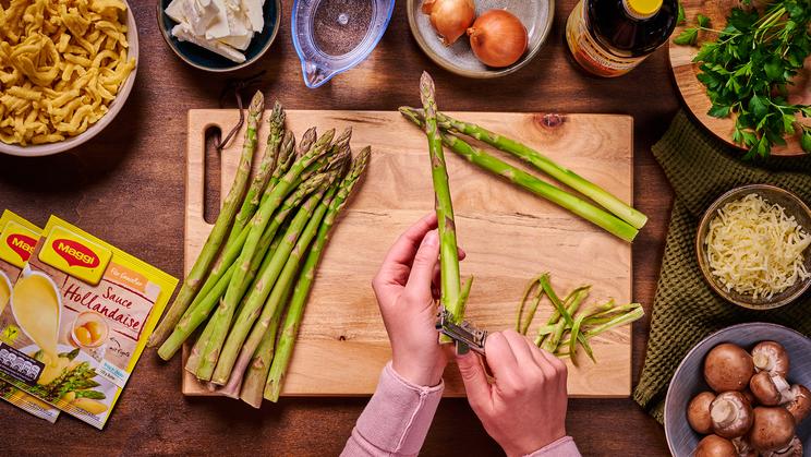 Spätzle-Spargel-Pfanne mit Champignons