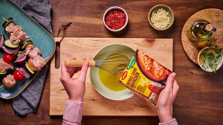 Mediterrane Hähnchen-Gemüse-Spieße