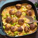 Hackbällchen in cremig-scharfer Sauce