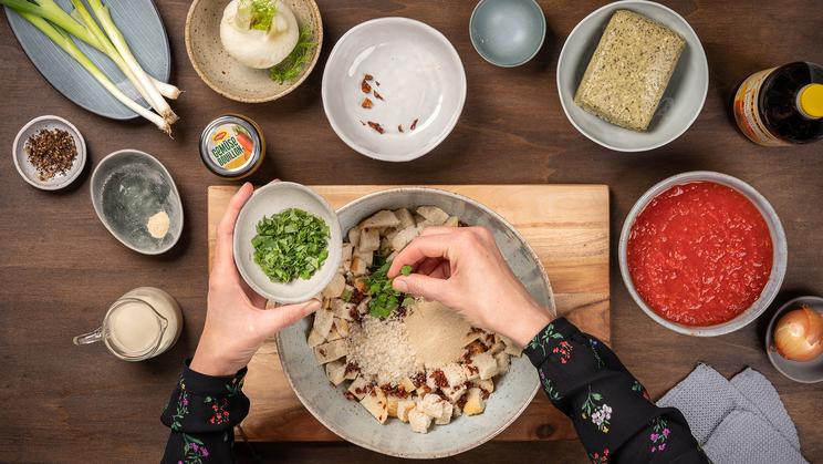 Semmelknödel mit Tomaten-Fenchel-Sugo