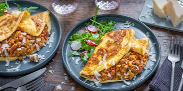 Gefüllte Pfannkuchen mit Veggie Hack und Gemüse