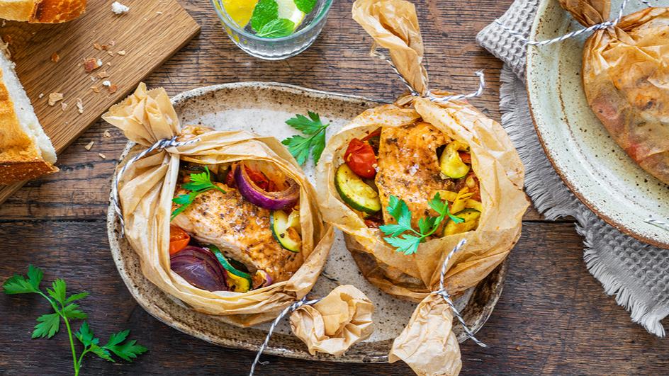 Lachs-Gemüse-Päckchen vom Grill