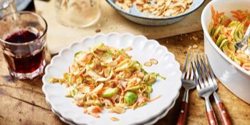 Rosenkohl-Möhren-Salat