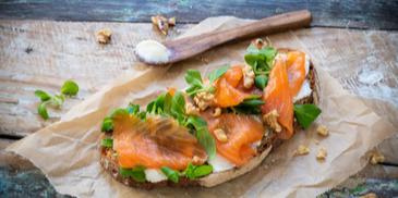 Lachs-Meerrettich Brot
