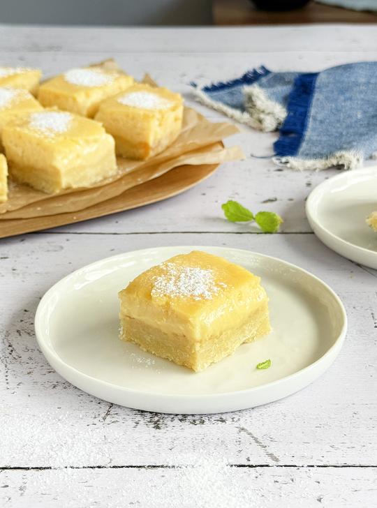 Lemon bars (pastelitos de limón)