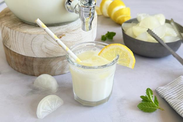 Limonada con leche condensada