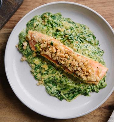 Lachs-Spinat-Gratin mit Knusperhaube