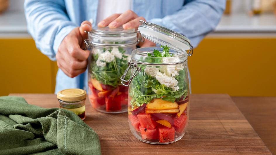 Wassermelonensalat mit Nektarinen und Feta