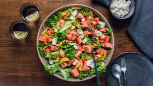 Wassermelonensalat mit Nektarinen und Feta