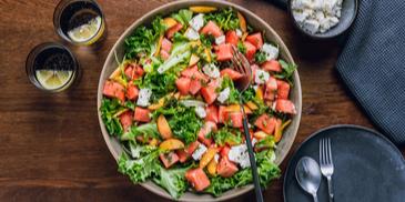 Wassermelonensalat mit Nektarinen und Feta