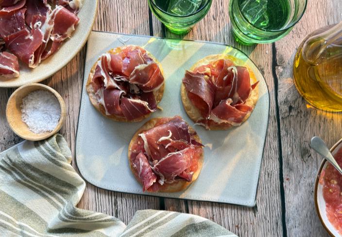 Montadito de jamón ibérico