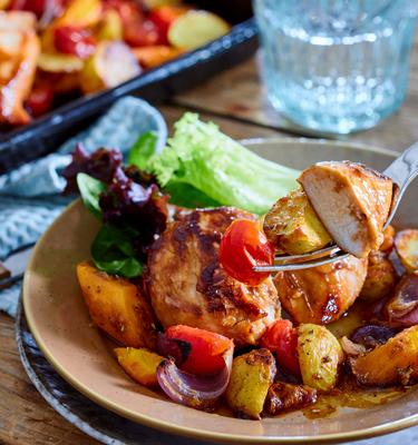 Balsamico-Hähnchen mit Ofengemüse
