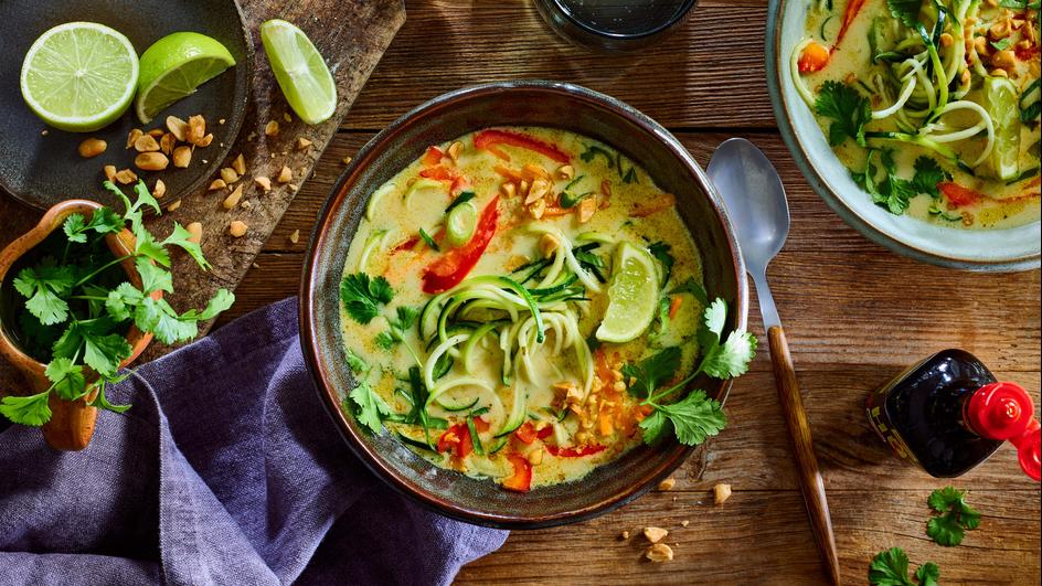 Curry-Zoodles-Bowl