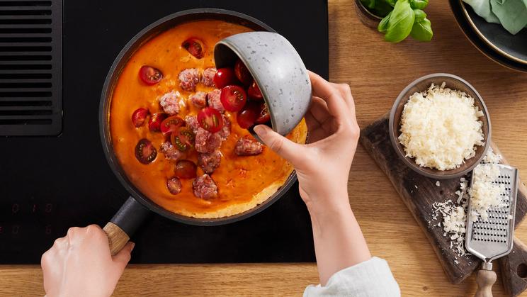 Pasta mit Salsiccia-Bällchen