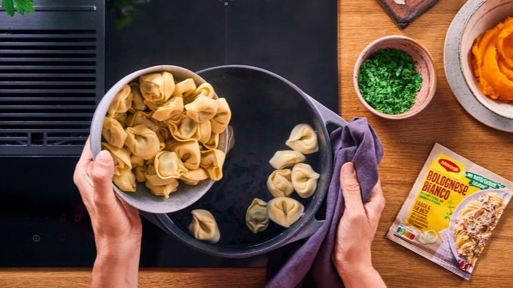 Tortellini mit Kürbissauce alla Vodka