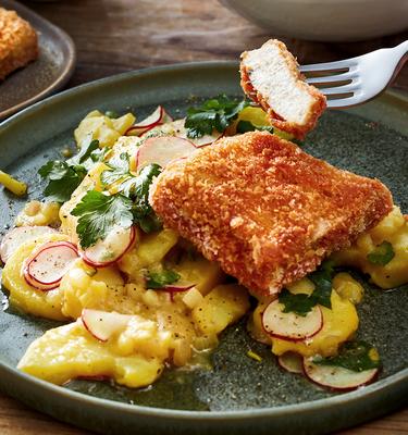 Veganes Schnitzel mit Kartoffelsalat