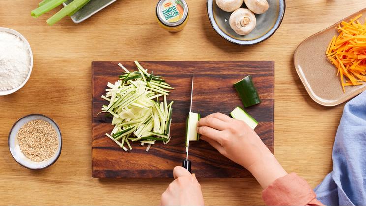 Yachaejeon - Koreanische Gemüse-Pancakes