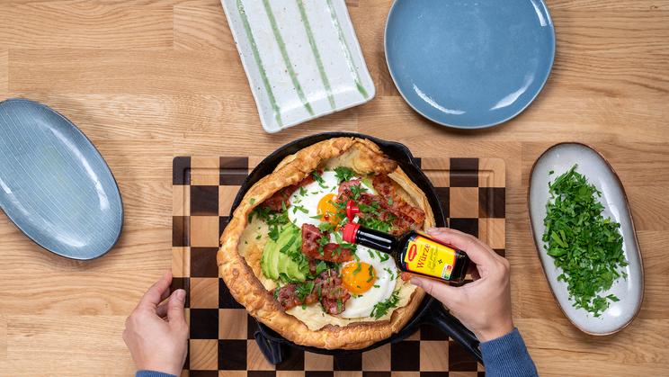 Herzhafter Dutch Baby Ofenpfannkuchen