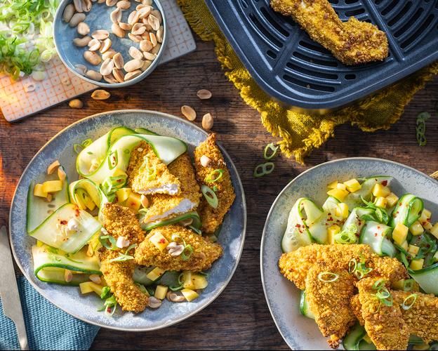 Curry Chicken Nuggets im Airfryer mit asiatischem Salat