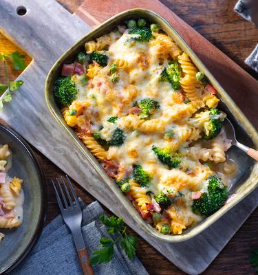Nudel-Gratin mit Schinken und Brokkoli im Airfryer