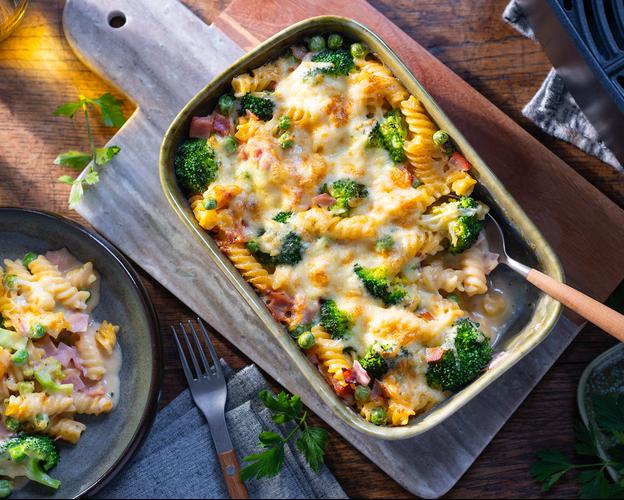 Nudel-Gratin mit Schinken und Brokkoli im Airfryer