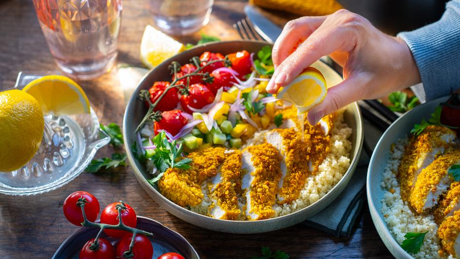 Hähnchenschnitzel im Airfryer mit Couscous
